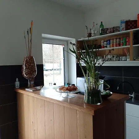 Litohlavy 17 - Na Samote U Lesa