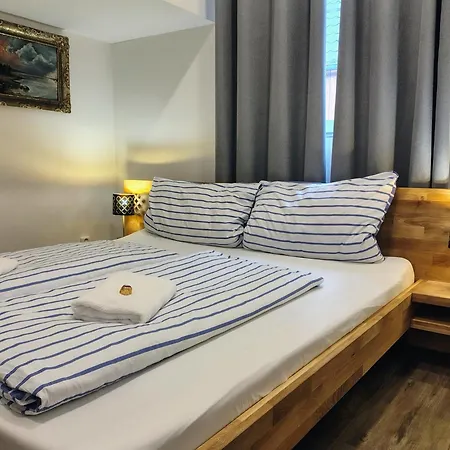 Litohlavy 17 - Na Samote U Lesa بيت ضيافة 3*