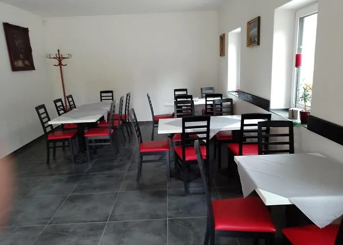 Litohlavy 17 - Na Samote U Lesa